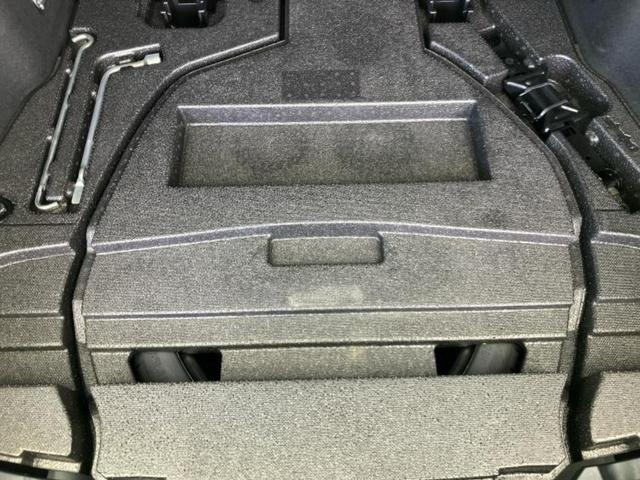 プリウス Sツーリングセレクション 新品タイヤ/保証書/純正 SDナビ/衝突安全装置/シートヒーター 前席/車線逸脱防止支援システム/シート 合皮/ドライブレコーダー 純正/ヘッドランプ LED/Bluetooth接続/ETC ドラレコ(24枚目)