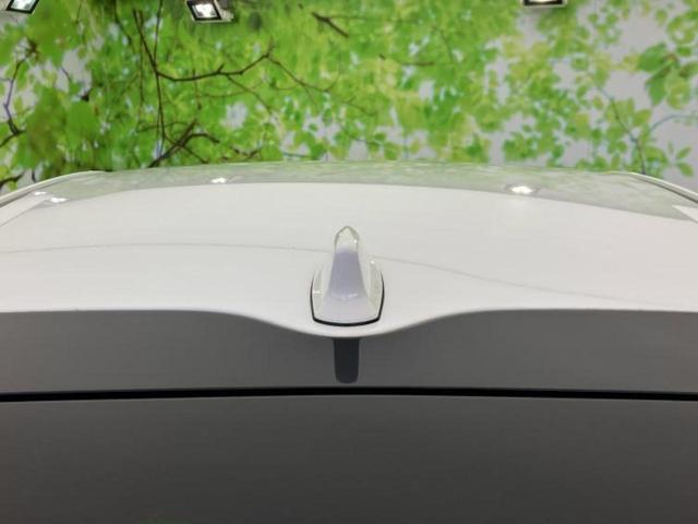 プリウス Sツーリングセレクション 新品タイヤ/保証書/純正 SDナビ/衝突安全装置/シートヒーター 前席/車線逸脱防止支援システム/シート 合皮/ドライブレコーダー 純正/ヘッドランプ LED/Bluetooth接続/ETC ドラレコ(57枚目)