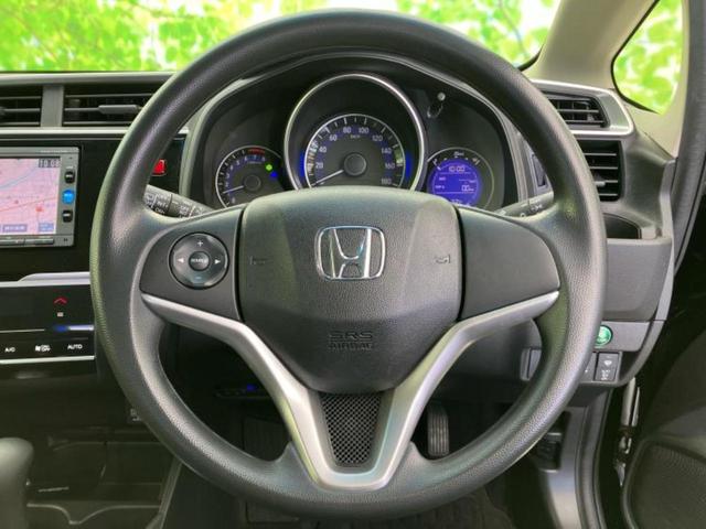 フィット 13G・Fパッケージファインエディション 純正 SDナビ/Bluetooth接続/ETC/EBD付ABS/横滑り防止装置/アイドリングストップ/バックモニター/フルセグTV/DVD/エンジンスタートボタン/キーレスエントリー/オートエアコン(14枚目)