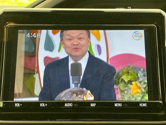 ヴォクシー ZSキラメキ3 純正 9インチ メモリーナビ/フリップダウンモニター 純正 12.1インチ/衝突安全装置/両側電動スライドドア/車線逸脱防止支援システム/シート ハーフレザー/ヘッドランプ LED バックカメラ(12枚目)