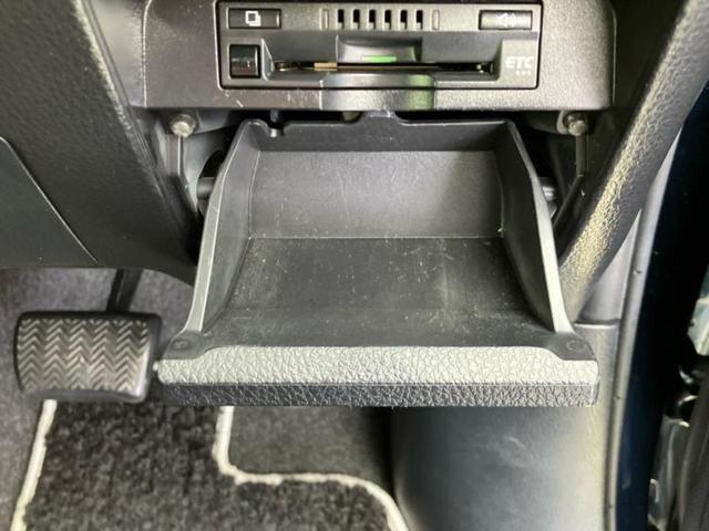 ヴォクシー ZSキラメキ3 純正 9インチ メモリーナビ/フリップダウンモニター 純正 12.1インチ/衝突安全装置/両側電動スライドドア/車線逸脱防止支援システム/シート ハーフレザー/ヘッドランプ LED バックカメラ(54枚目)