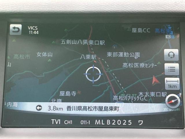 スカイライン ３５０ＧＴハイブリッドタイプＰ　新品タイヤ／純正　ナビ／衝突安全装置／シートヒーター　前席／アラウンドビューモニター／車線逸脱防止支援システム／シート　フルレザー／ドライブレコーダー　社外／ヘッドランプ　ＬＥＤ／ＵＳＢジャック（9枚目）