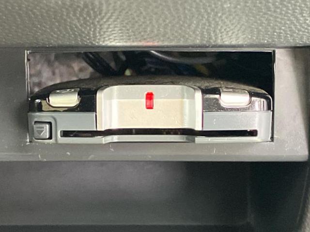 アルトラパン リミテッド 社外 SDナビ/シートヒーター 運転席/Bluetooth接続/ETC/EBD付ABS/フルセグTV/DVD/エアバッグ 運転席/エアバッグ 助手席/パワーウインドウ/エンジンスタートボタン(17枚目)