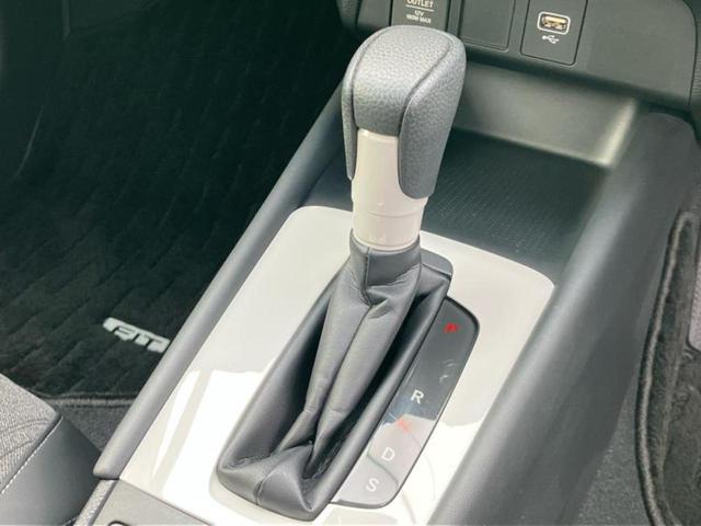 フィット ホーム 新品タイヤ/純正 9インチ SDナビ/ホンダセンシング/車線逸脱防止支援システム/シート ハーフレザー/ドライブレコーダー 前後/ヘッドランプ LED/USBジャック/Bluetooth接続 ドラレコ(17枚目)