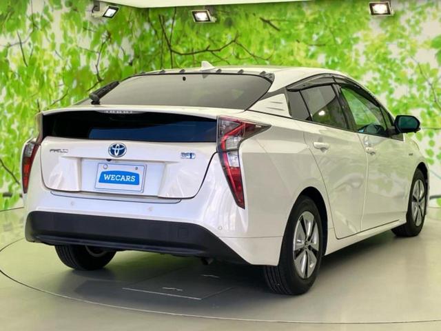プリウス Ａ　新品タイヤ／純正　９インチ　ＳＤナビ／衝突安全装置／車線逸脱防止支援システム／ドライブレコーダー　社外／ヘッドランプ　ＬＥＤ／Ｂｌｕｅｔｏｏｔｈ接続／ＥＴＣ／ＥＢＤ付ＡＢＳ／横滑り防止装置　ＤＶＤ再生（3枚目）