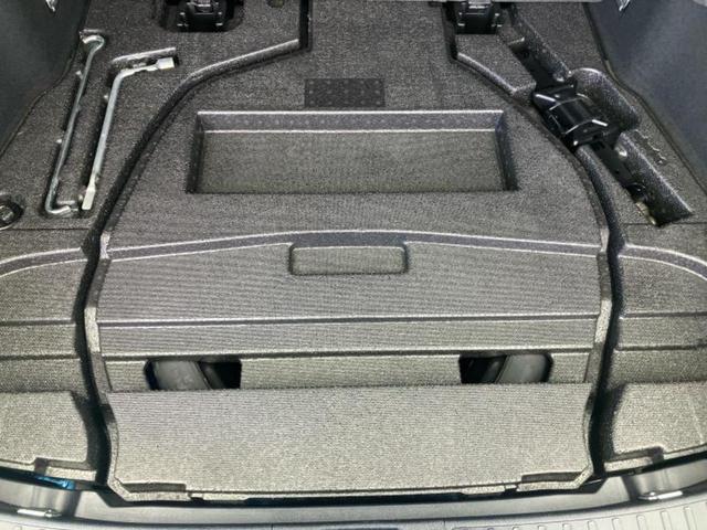 プリウス Ａ　新品タイヤ／純正　９インチ　ＳＤナビ／衝突安全装置／車線逸脱防止支援システム／ドライブレコーダー　社外／ヘッドランプ　ＬＥＤ／Ｂｌｕｅｔｏｏｔｈ接続／ＥＴＣ／ＥＢＤ付ＡＢＳ／横滑り防止装置　ＤＶＤ再生（24枚目）