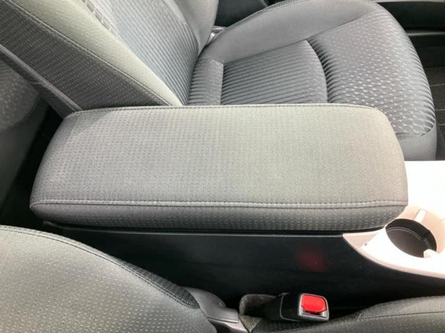 プリウス Ａ　新品タイヤ／純正　９インチ　ＳＤナビ／衝突安全装置／車線逸脱防止支援システム／ドライブレコーダー　社外／ヘッドランプ　ＬＥＤ／Ｂｌｕｅｔｏｏｔｈ接続／ＥＴＣ／ＥＢＤ付ＡＢＳ／横滑り防止装置　ＤＶＤ再生（32枚目）