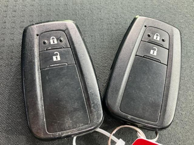 プリウス Ａ　新品タイヤ／純正　９インチ　ＳＤナビ／衝突安全装置／車線逸脱防止支援システム／ドライブレコーダー　社外／ヘッドランプ　ＬＥＤ／Ｂｌｕｅｔｏｏｔｈ接続／ＥＴＣ／ＥＢＤ付ＡＢＳ／横滑り防止装置　ＤＶＤ再生（35枚目）