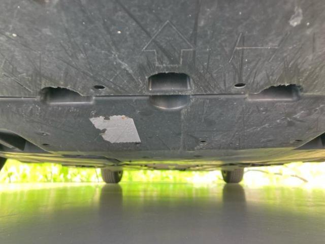 プリウス Ａ　新品タイヤ／純正　９インチ　ＳＤナビ／衝突安全装置／車線逸脱防止支援システム／ドライブレコーダー　社外／ヘッドランプ　ＬＥＤ／Ｂｌｕｅｔｏｏｔｈ接続／ＥＴＣ／ＥＢＤ付ＡＢＳ／横滑り防止装置　ＤＶＤ再生（56枚目）