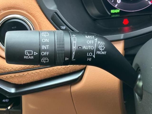 ＣＸ－６０ ４ＷＤ　ＸＤハイブリッドプレミアムスポーツ　サンルーフ／ＢＯＳＥ／純正　１１．６インチ　ＳＤナビ／衝突安全装置／シートエアコン／全方位モニター／車線逸脱防止支援システム／シート　ハーフレザー／電動バックドア／Ｂｌｕｅｔｏｏｔｈ接続／ＥＴＣ（16枚目）