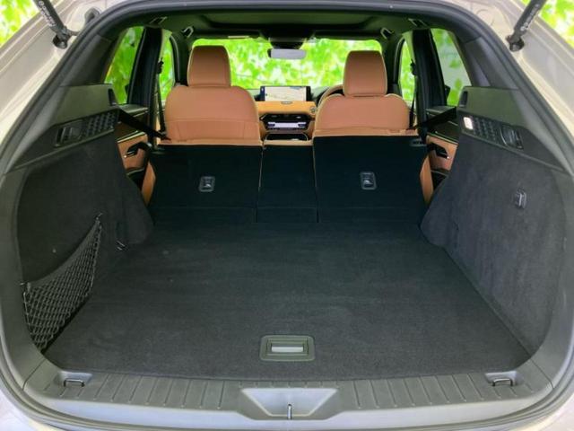 ＣＸ－６０ ４ＷＤ　ＸＤハイブリッドプレミアムスポーツ　サンルーフ／ＢＯＳＥ／純正　１１．６インチ　ＳＤナビ／衝突安全装置／シートエアコン／全方位モニター／車線逸脱防止支援システム／シート　ハーフレザー／電動バックドア／Ｂｌｕｅｔｏｏｔｈ接続／ＥＴＣ（19枚目）