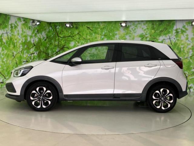 フィット ｅＨＥＶクロスター　保証書／純正　９インチ　ＳＤナビ／ホンダセンシング／車線逸脱防止支援システム／ヘッドランプ　ＬＥＤ／Ｂｌｕｅｔｏｏｔｈ接続／ＥＴＣ／ＥＢＤ付ＡＢＳ／横滑り防止装置／アイドリングストップ　バックカメラ（2枚目）