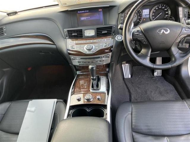 フーガ 370GTタイプS サンルーフ/純正 HDDナビ/シートヒーター 前席/車線逸脱防止支援システム/シート 合皮/ヘッドランプ HID/ETC/クルーズコントロール/バックモニター/フルセグTV/DVD ローダウン(4枚目)