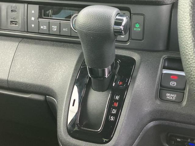 N-BOXカスタム ヒョウジュン 純正 8インチ ナビ/ホンダセンシング/電動スライドドア/シートヒーター/車線逸脱防止支援システム/ヘッドランプ LED/USBジャック/Bluetooth接続/ETC/EBD付ABS バックカメラ(17枚目)