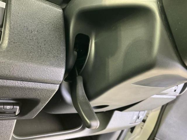 N-BOXカスタム ヒョウジュン 純正 8インチ ナビ/ホンダセンシング/電動スライドドア/シートヒーター/車線逸脱防止支援システム/ヘッドランプ LED/USBジャック/Bluetooth接続/ETC/EBD付ABS バックカメラ(45枚目)