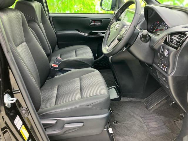 ヴォクシー ZSキラメキ2 純正 10インチ SDナビ/フリップダウンモニター 純正 12.1インチ/トヨタセーフティセンス/両側電動スライドドア/車線逸脱防止支援システム/ヘッドランプ LED/Bluetooth接続 ETC(4枚目)