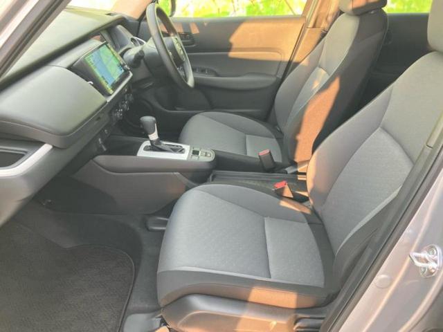 フィット eHEVベーシック 純正 9インチ ナビ/ホンダセンシング/車線逸脱防止支援システム/ヘッドランプ LED/USBジャック/Bluetooth接続/ETC/クルーズコントロール/バックモニター/フルセグTV バックカメラ(6枚目)