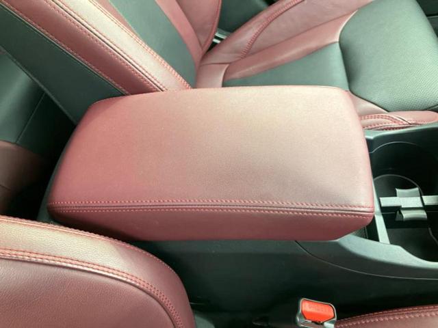 レヴォーグ ４ＷＤ　ＳＴＩスポーツＥＸ　新品タイヤ／エアロ／保証書／ディスプレイオーディオ＋ナビ１１インチ／デジタルインナーミラー／衝突安全装置／シートヒーター／車線逸脱防止支援システム／シート　フルレザー／電動バックドア　革シート　４ＷＤ（32枚目）