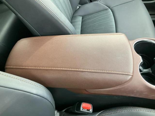 ハリアー Ｇ　ディスプレイオーディオ＋ナビ１２．３インチ／デジタルインナーミラー／トヨタセーフティセンス／車線逸脱防止支援システム／シート　ハーフレザー／電動バックドア／ドライブレコーダー　前後　バックカメラ（33枚目）