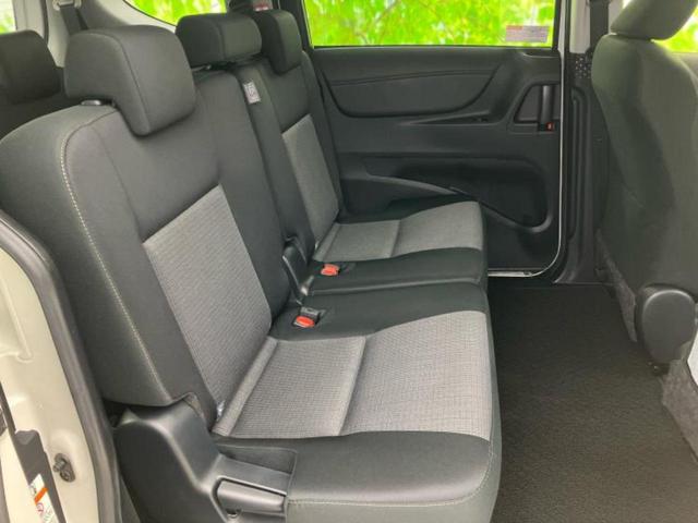 シエンタ Ｇセーフティエディション　純正　ＳＤナビ／衝突安全装置／両側電動スライドドア／シートヒーター　前席／パノラミックビューモニター／車線逸脱防止支援システム／ＵＳＢジャック／Ｂｌｕｅｔｏｏｔｈ接続／ＥＴＣ／横滑り防止装置（5枚目）