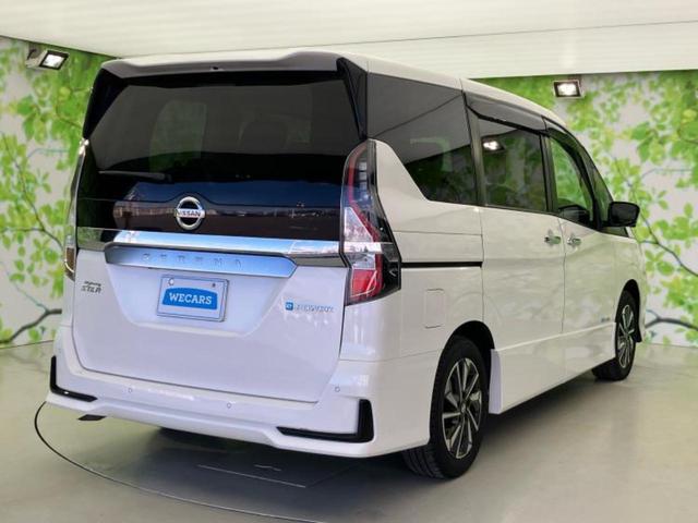 セレナ ｅパワーハイウェイスターＶ　純正　１０インチ　メモリーナビ／フリップダウンモニター　純正　１１インチ／インテリジェントルームミラー／エマージェンシーブレーキ／両側電動スライドドア／アラウンドビューモニター／プロパイロット　ＥＴＣ（3枚目）