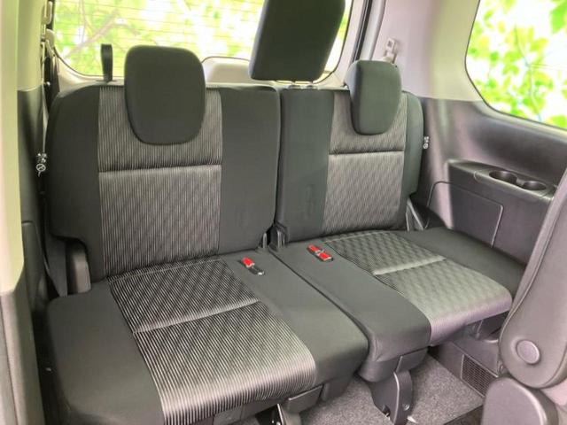 セレナ ｅパワーハイウェイスターＶ　純正　１０インチ　メモリーナビ／フリップダウンモニター　純正　１１インチ／インテリジェントルームミラー／エマージェンシーブレーキ／両側電動スライドドア／アラウンドビューモニター／プロパイロット　ＥＴＣ（6枚目）