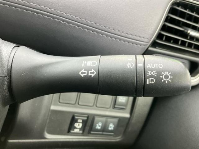 セレナ ｅパワーハイウェイスターＶ　純正　１０インチ　メモリーナビ／フリップダウンモニター　純正　１１インチ／インテリジェントルームミラー／エマージェンシーブレーキ／両側電動スライドドア／アラウンドビューモニター／プロパイロット　ＥＴＣ（13枚目）