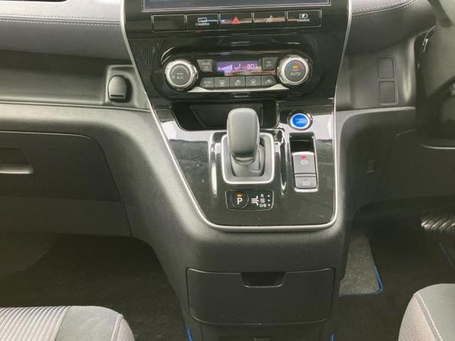 セレナ ｅパワーハイウェイスターＶ　純正　１０インチ　メモリーナビ／フリップダウンモニター　純正　１１インチ／インテリジェントルームミラー／エマージェンシーブレーキ／両側電動スライドドア／アラウンドビューモニター／プロパイロット　ＥＴＣ（17枚目）