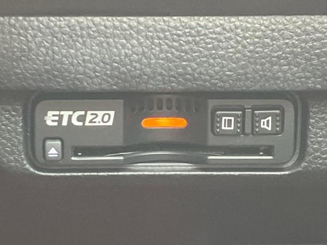 シビック タイプＲ　保証書／純正　９インチ　ナビ／ホンダセンシング／車線逸脱防止支援システム／ドライブレコーダー　前後／ヘッドランプ　ＬＥＤ／ＵＳＢジャック／Ｂｌｕｅｔｏｏｔｈ接続／ＥＴＣ／クルーズコントロール　ドラレコ（17枚目）