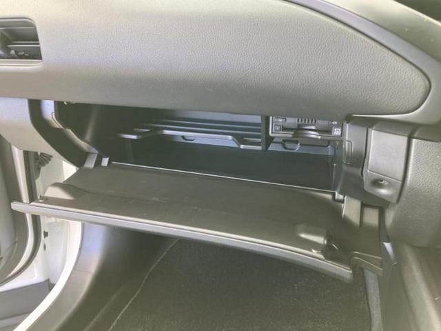 ＵＸ ＵＸ２００バージョンＣ　純正　８インチ　ＳＤナビ／プリクラッシュセーフティ／シートヒーター　前席／車線逸脱防止支援システム／シート　フルレザー／電動バックドア／ドライブレコーダー　純正／ヘッドランプ　ＬＥＤ　革シート　ＥＴＣ（32枚目）