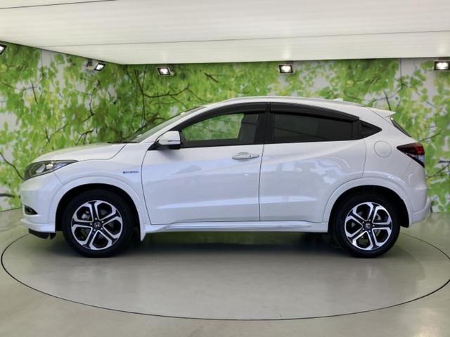 ヴェゼル ハイブリッドＺ・ホンダセンシング　新品タイヤ／純正　ＳＤナビ／衝突安全装置／シートヒーター　前席／車線逸脱防止支援システム／シート　ハーフレザー／ドライブレコーダー　純正／ヘッドランプ　ＬＥＤ／Ｂｌｕｅｔｏｏｔｈ接続／ＥＴＣ　ドラレコ（2枚目）