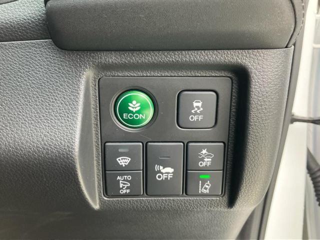 ヴェゼル ハイブリッドＺ・ホンダセンシング　新品タイヤ／純正　ＳＤナビ／衝突安全装置／シートヒーター　前席／車線逸脱防止支援システム／シート　ハーフレザー／ドライブレコーダー　純正／ヘッドランプ　ＬＥＤ／Ｂｌｕｅｔｏｏｔｈ接続／ＥＴＣ　ドラレコ（16枚目）