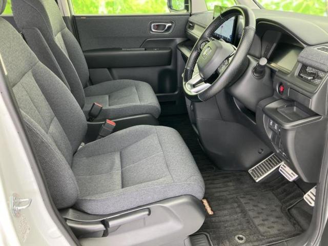 ステップワゴン エアー　純正　１１インチ　ＳＤナビ／フリップダウンモニター　純正　１５．６インチ／ホンダセンシング／両側電動スライドドア／マルチビューカメラシステム／車線逸脱防止支援システム／ドライブレコーダー　前後　ＥＴＣ（4枚目）