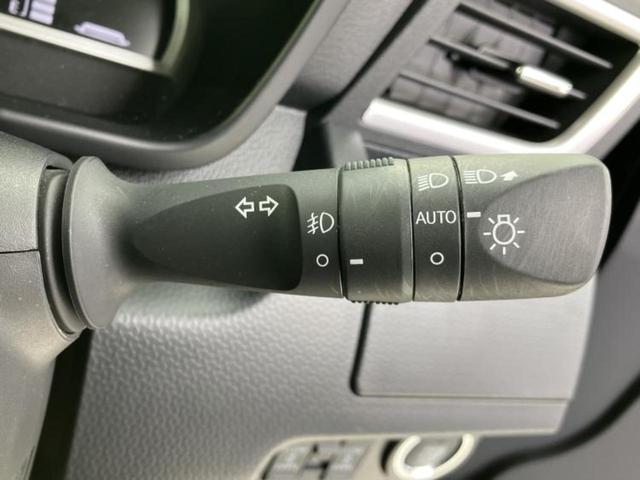 ルーミー カスタムＧ　ディスプレイオーディオ９インチ／両側電動スライドドア／パノラミックビューモニター／車線逸脱防止支援システム／ドライブレコーダー　前後／ヘッドランプ　ＬＥＤ／ＵＳＢジャック　全周囲カメラ　ＴＶ　ドラレコ（15枚目）