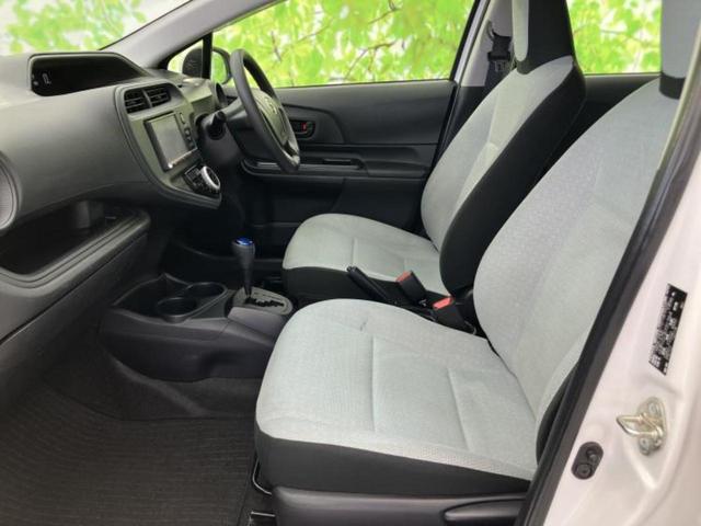 アクア Ｌ　社外　ＳＤナビ／Ｂｌｕｅｔｏｏｔｈ接続／ＥＴＣ／ＡＢＳ／横滑り防止装置／エアバッグ　運転席／エアバッグ　助手席／衝突安全ボディ／パワーウインドウ／キーレスエントリー／オートエアコン／パワーステアリング（6枚目）