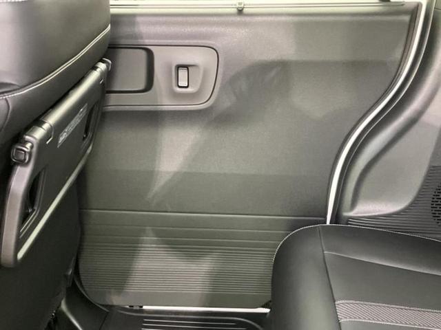 Ｎ－ＢＯＸカスタム ４ＷＤターボコーディネートスタイルモノトーン　純正　８インチ　メモリーナビ／ホンダセンシング／両側電動スライドドア／シートヒーター　前席／車線逸脱防止支援システム／ヘッドランプ　ＬＥＤ／Ｂｌｕｅｔｏｏｔｈ接続／ＥＴＣ／バックモニター　ターボ（21枚目）