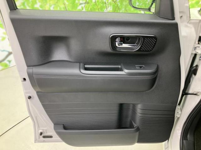 Ｎ－ＢＯＸカスタム ４ＷＤターボコーディネートスタイルモノトーン　純正　８インチ　メモリーナビ／ホンダセンシング／両側電動スライドドア／シートヒーター　前席／車線逸脱防止支援システム／ヘッドランプ　ＬＥＤ／Ｂｌｕｅｔｏｏｔｈ接続／ＥＴＣ／バックモニター　ターボ（22枚目）