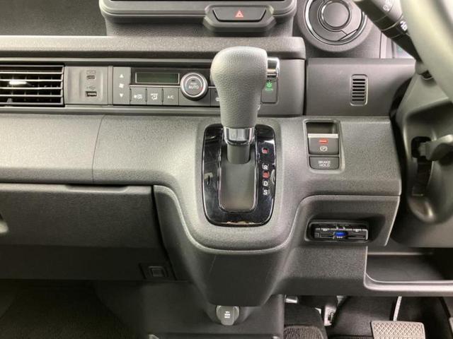 Ｎ－ＢＯＸカスタム ４ＷＤターボコーディネートスタイルモノトーン　純正　８インチ　メモリーナビ／ホンダセンシング／両側電動スライドドア／シートヒーター　前席／車線逸脱防止支援システム／ヘッドランプ　ＬＥＤ／Ｂｌｕｅｔｏｏｔｈ接続／ＥＴＣ／バックモニター　ターボ（26枚目）