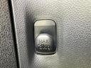 Ｌ　新品タイヤ／ＡＢＳ／横滑り防止装置／アイドリングストップ／禁煙車／エアバッグ　運転席／エアバッグ　助手席／パワーウインドウ／キーレス／オートライト／マニュアルエアコン／取扱説明書／パワードアロック（31枚目）