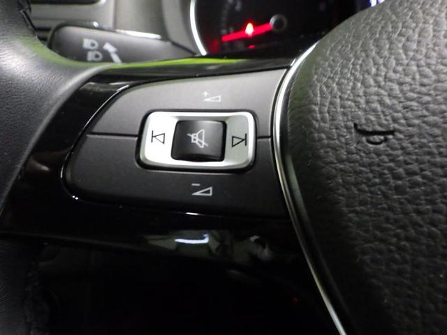 TSIコンフォートライン ワンオーナー 禁煙車 修復歴無 EBD付ABS 衝突被害軽減ブレーキ 横滑り防止装置 盗難防止装置 衝突安全ボディ ETC 純正7インチナビ 地上波デジタルチューナー TV Bluetooth接続(14枚目)