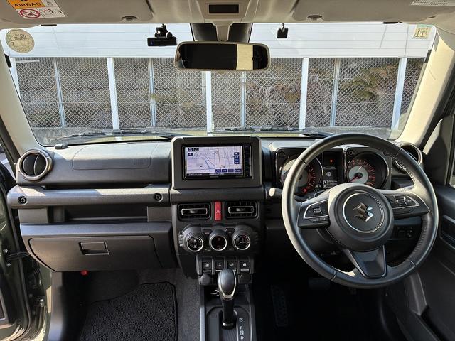 かっこいいインパネデザイン！