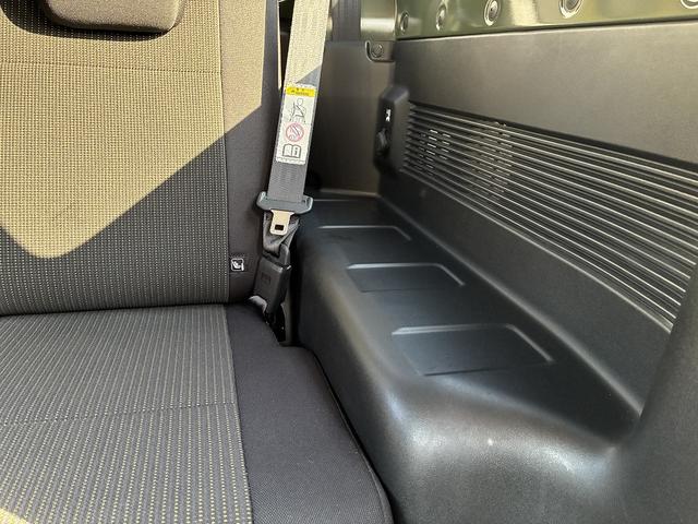 サイドに空間があるので、圧迫感がありません！