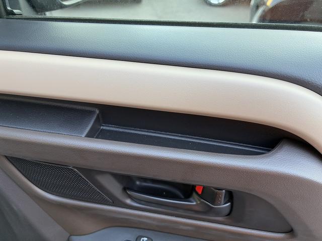 スペーシア ＨＹＢＲＩＤ　Ｇ　全方位モニタ付きナビ搭載♪　衝突軽減ブレーキ　後席両側スライドドア（23枚目）