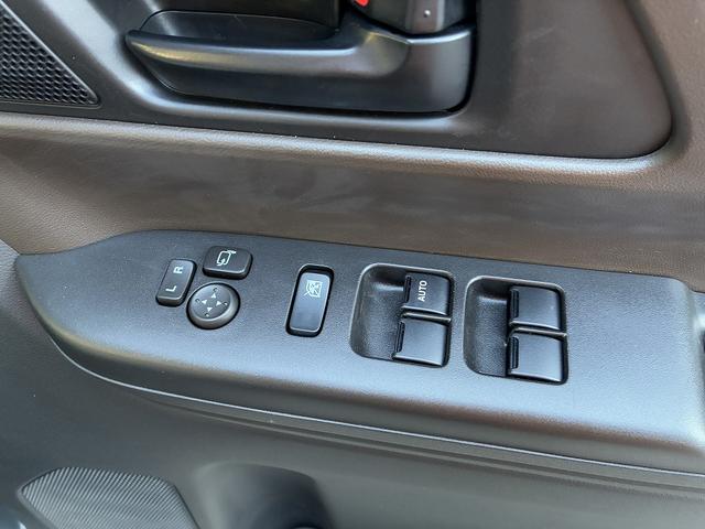 スペーシア ＨＹＢＲＩＤ　Ｇ　全方位モニタ付きナビ搭載♪　衝突軽減ブレーキ　後席両側スライドドア（24枚目）