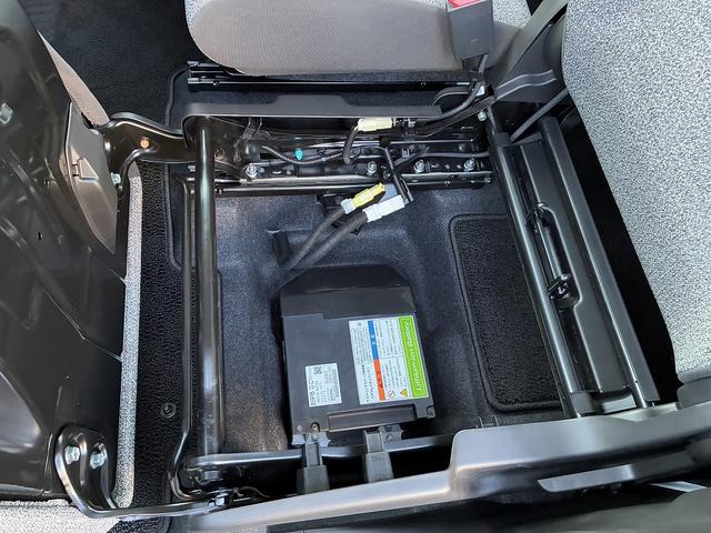 スペーシア ＨＹＢＲＩＤ　Ｇ　全方位モニタ付きナビ搭載♪　衝突軽減ブレーキ　後席両側スライドドア（64枚目）