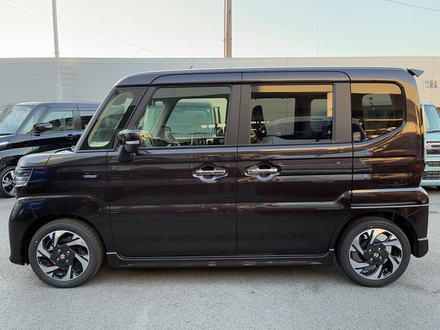 スペーシアカスタム カスタム　ＨＹＢＲＩＤ　ＸＳターボ♪　衝突軽減ブレーキ搭載　後席両側電動スライドドア　電動パーキングブレーキ　オーディオレス（4枚目）