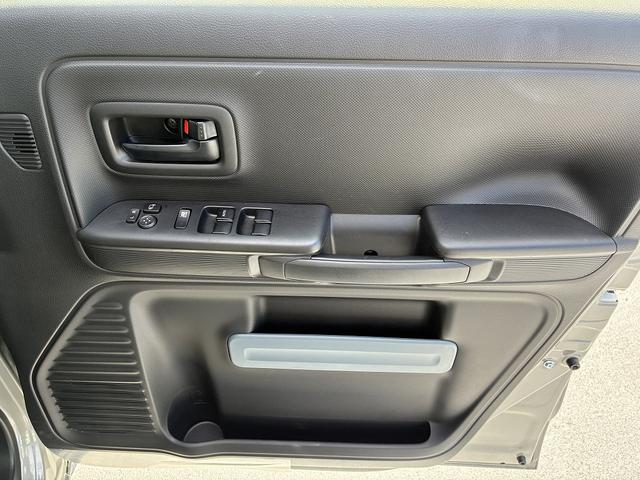 スペーシアベース ＸＦ　２型　全方位カメラ搭載！社用車アップ♪　衝突軽減ブレーキ　後席両側スライドドア（片側電動）（22枚目）