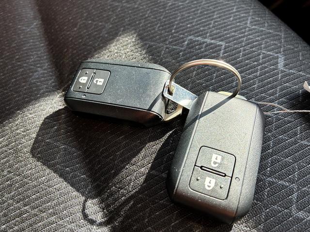 �֗��ȃL�[���X