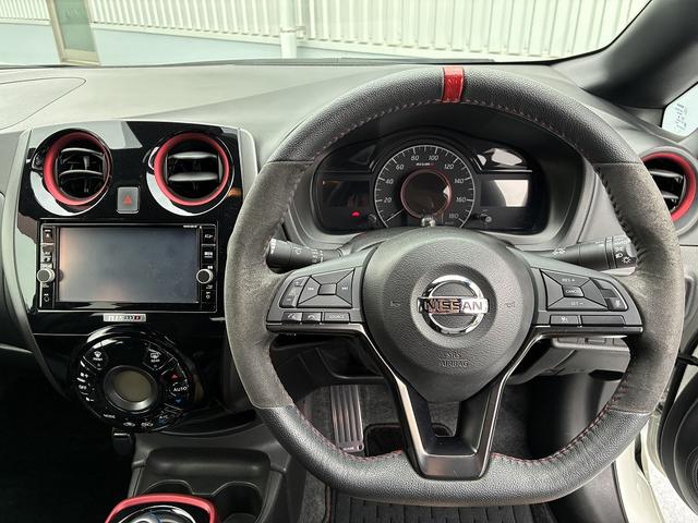 ノート Ｅパワーニスモ　全方位モニタ付きナビ♪　ドライブレコーダー　ＥＴＣ車載器　衝突軽減ブレーキ搭載（40枚目）