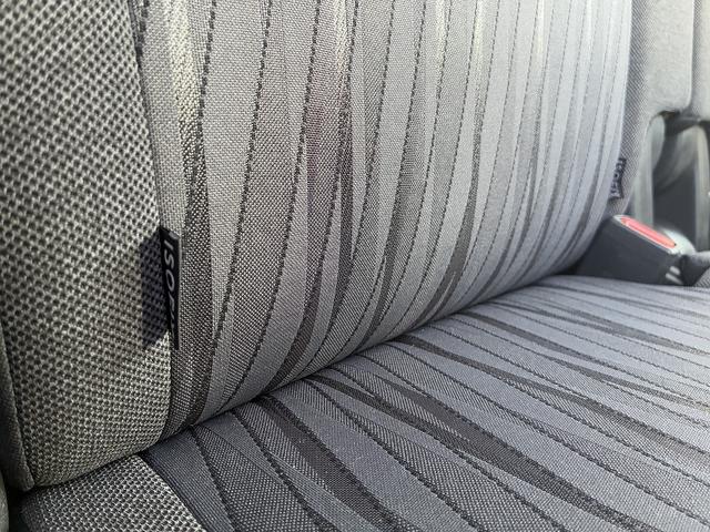 ソリオ Ｇ　２型　お手入れ楽々♪スターシルバーメタリック！　衝突軽減ブレーキ搭載　後席両側スライドドア（片側電動）　オーディオレス（25枚目）